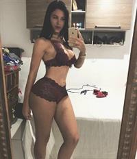 Grecia Rorres in lingerie taking a selfie