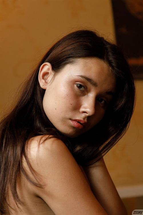 Miki Pedangen Pictures Miki Pedangen in Leggings and Lingerie