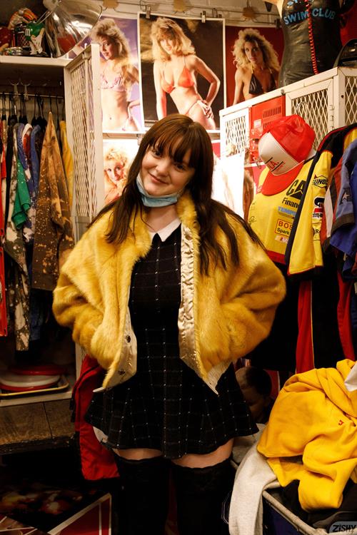 Daisy Wensday Topless