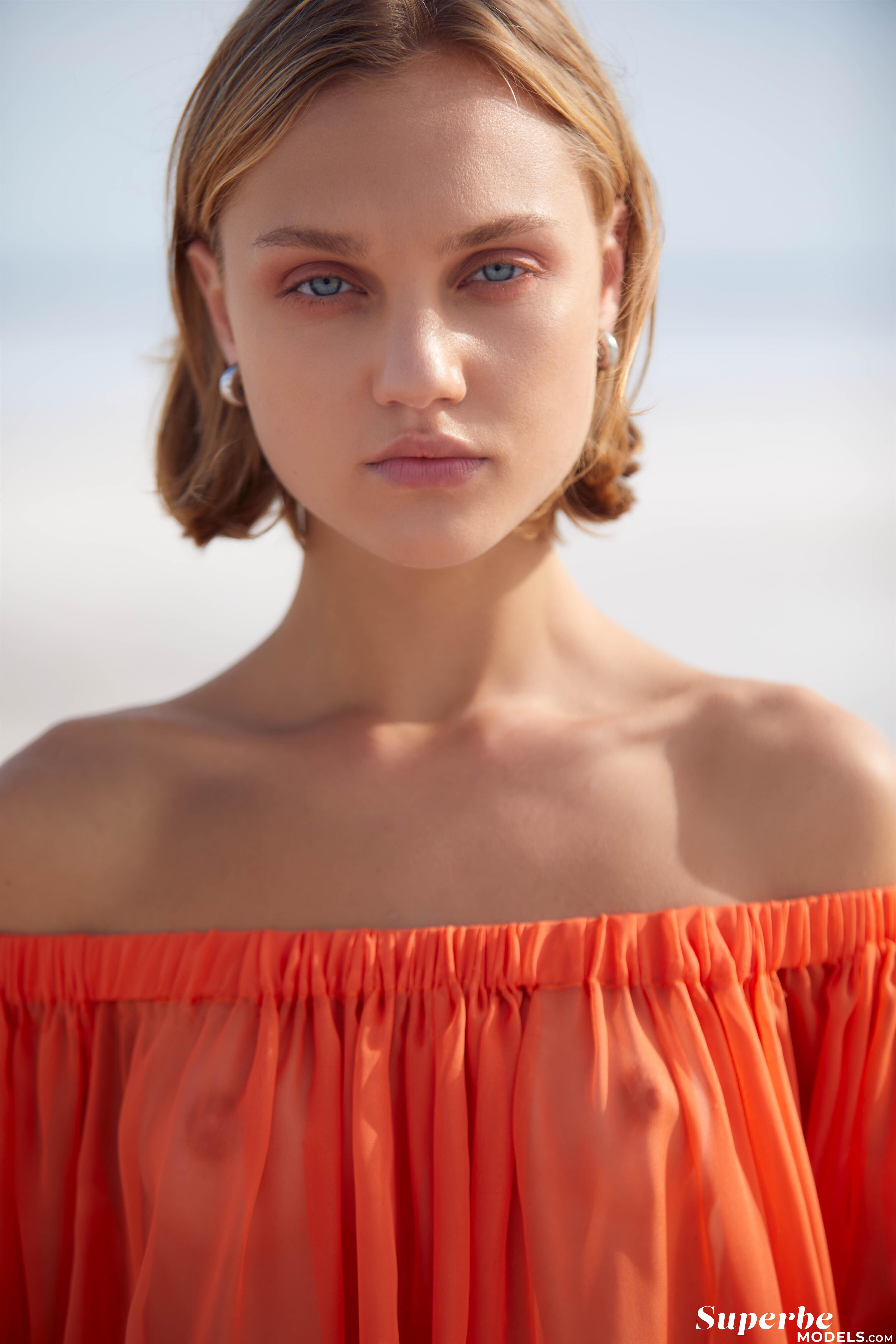 Dead Sea Poems with Hannah Ray - See Her Videos, Galleries and Selfie Videos at SuperBeModels