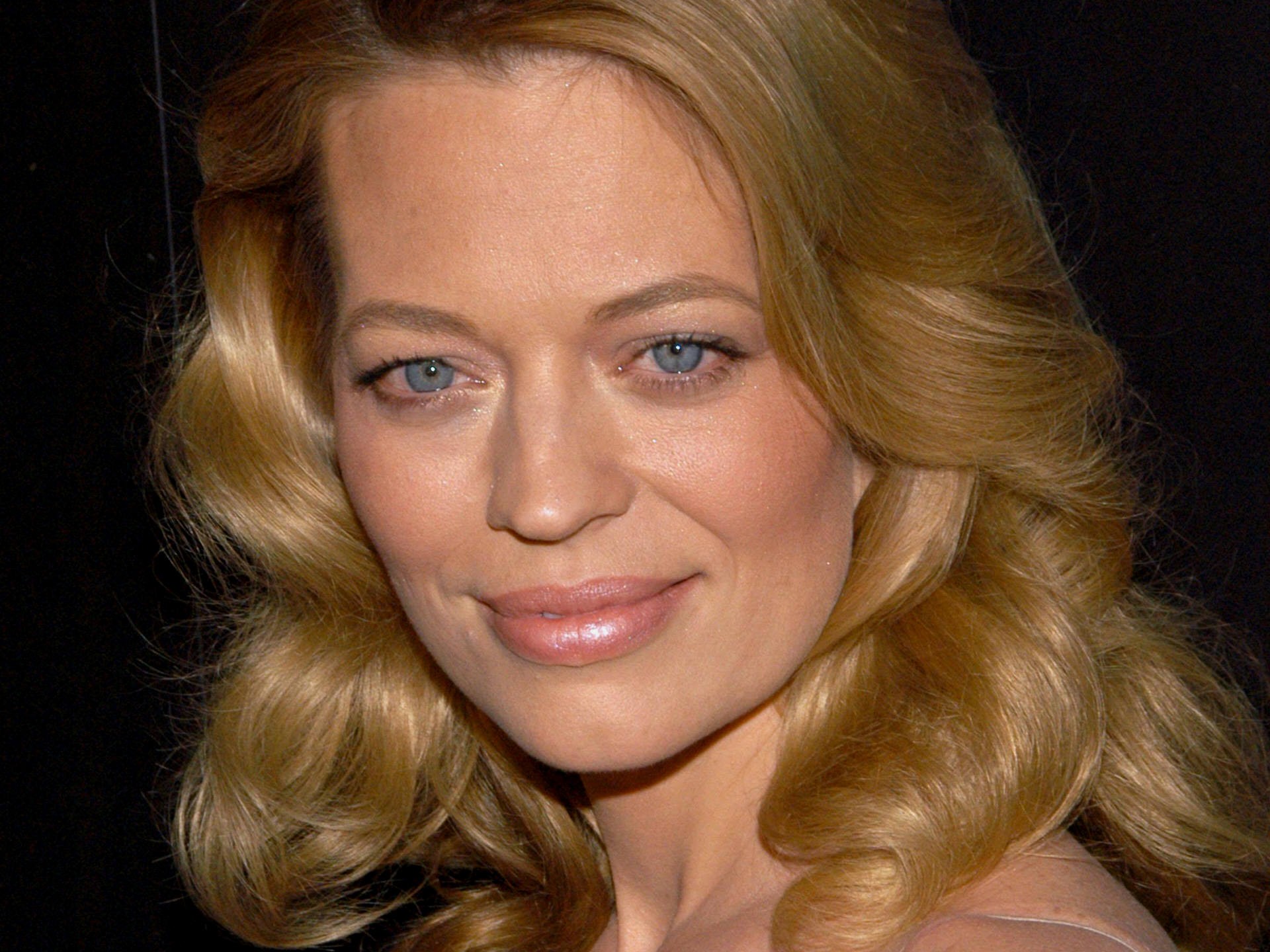 Jeri Ryan Pictures