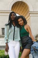 Kelsey & Dee Exotic Friends