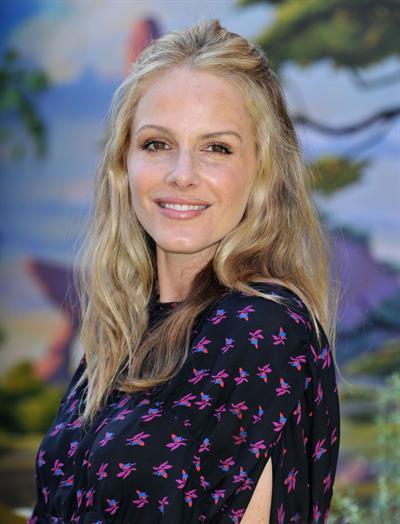 Monet Mazur