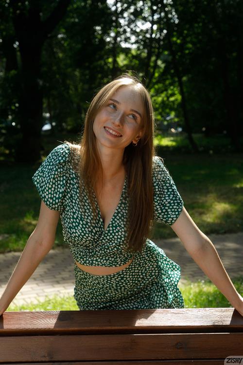 Ariel Gossimer Pictures Ariel Gossimer in a Dress