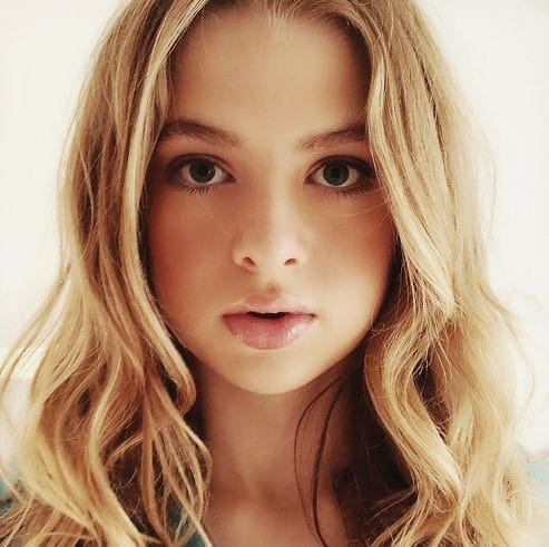 Anais Gallagher