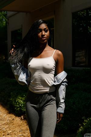 Kelsey Jones Leggy Nude Ebony Model