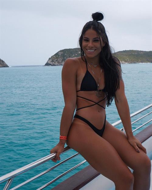 Beautiful Brazilian diver