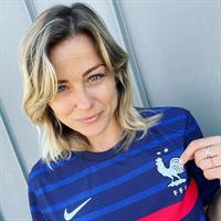 Laure Boulleau Instagram pics