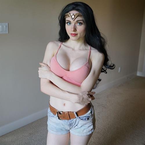Amouranth