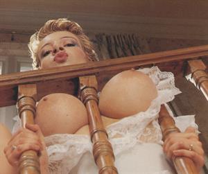 Amelia Cathy - breasts