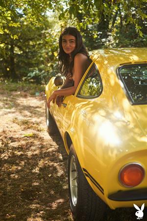 Katerina Bila Summer Vibes