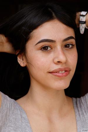Zaheera Juni Pictures Zaheera Juni Exotic Cutie