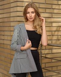 Polish Model Born in Poland April 30, 2006. Height: 5'7  . Relationship Status: Single