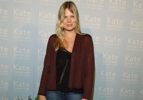 Kristen Zang Pictures Kristen Zang