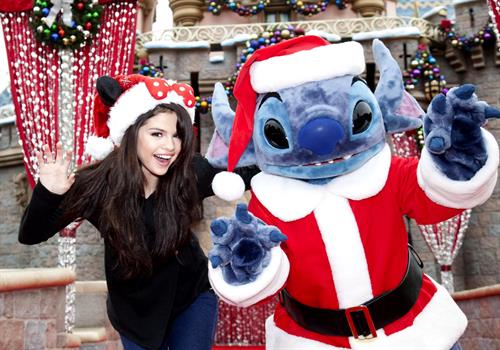 Selena Gomez - ABC Christmas Parade at Disneyland 11/7/09  