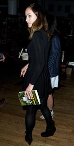 Olivia Wilde at the Launch of Kelly Oford's New Book in New York City - April 1, 2013 