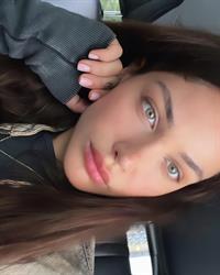 Mishka Ivana taking a selfie