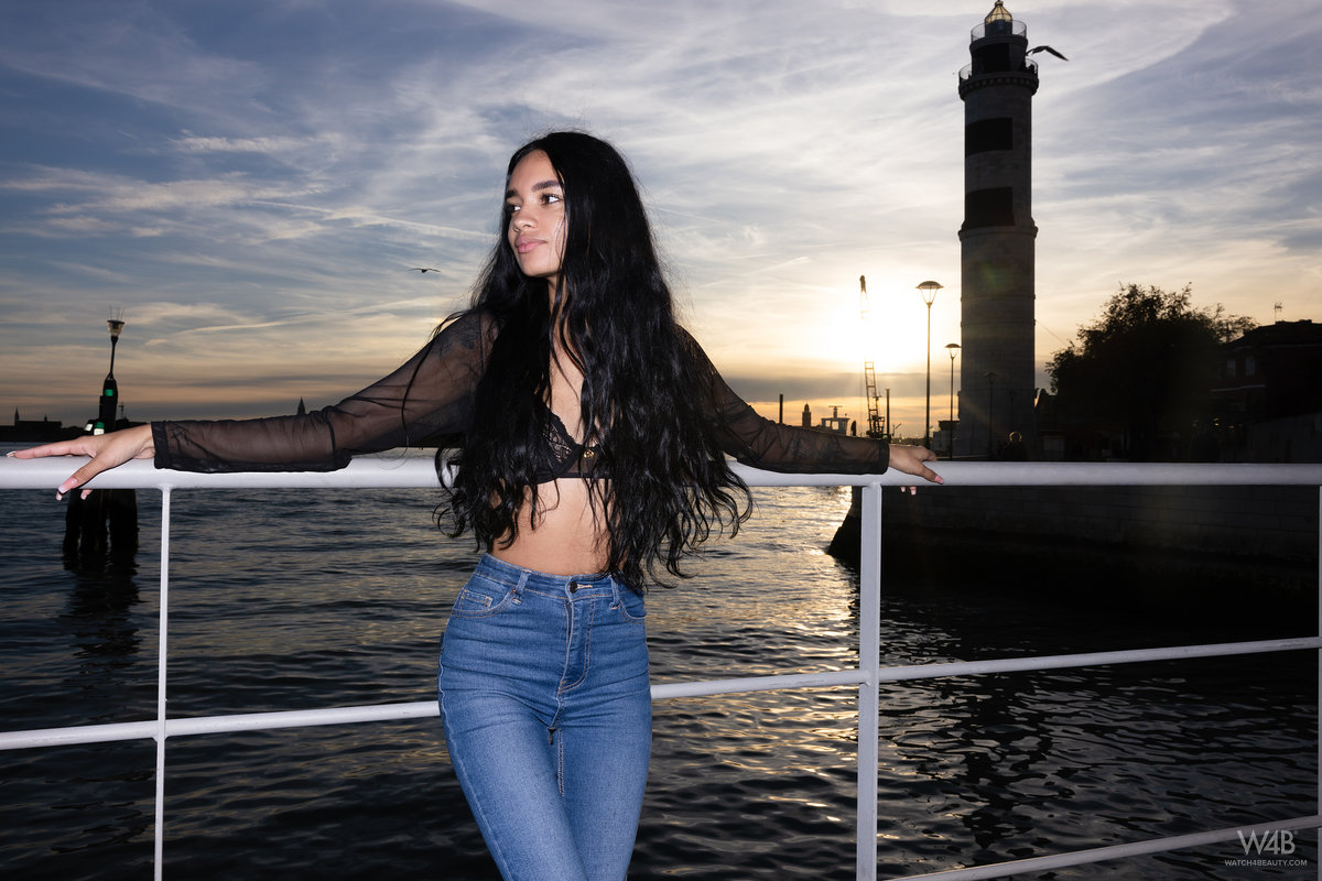 Dulce: After The Photo Shoot