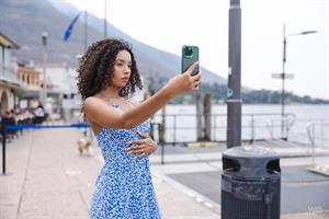 Valery Ponce Nude Pictures Valery Ponce: Lago Di Garda