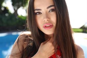 Li Moon: Red Summer Fun