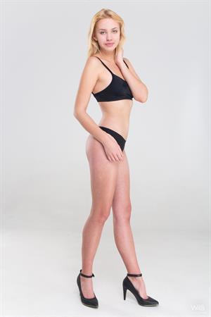 Mandy Dee: CASTING Mandy Tee