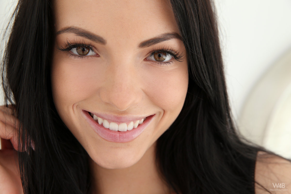 Sapphira: Always Well Tuned