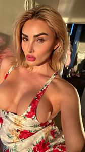 Kenzie Anne - Actress/Model/Adult film star/AVN Award Winner