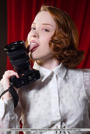 Lottie Magne Nude Pictures Stylist