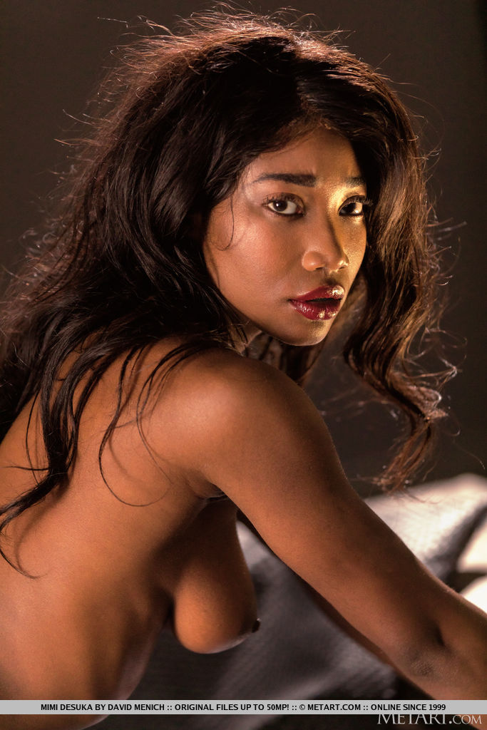 Presenting Mimi Desuka