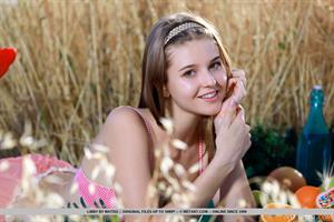 Libby Nude Pictures Spring Fruit