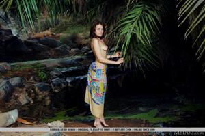 Keira Blue Nude Pictures Downstream