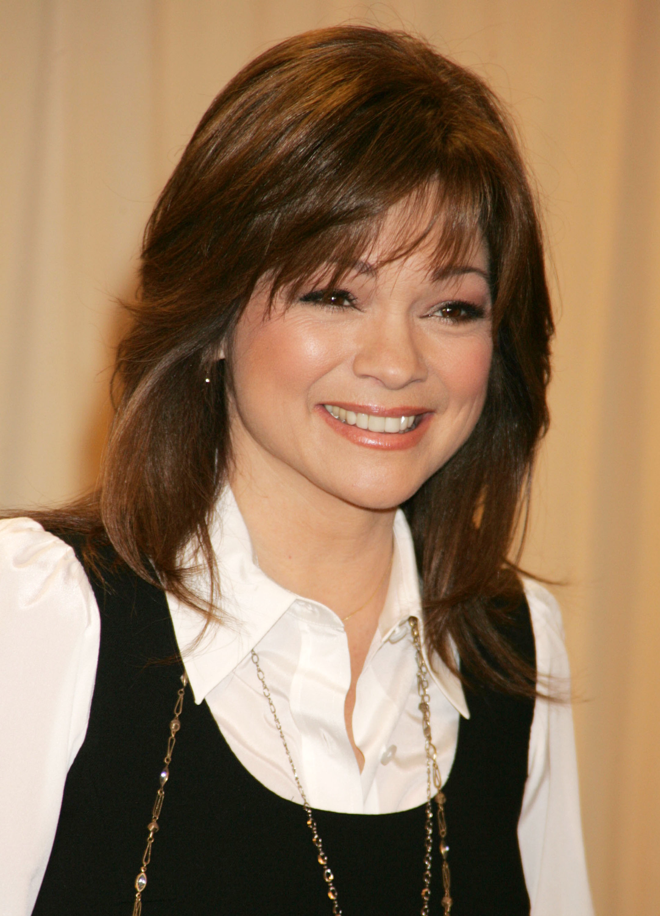 Valerie Bertinelli Pictures in an Infinite Scroll - 269 Pictures