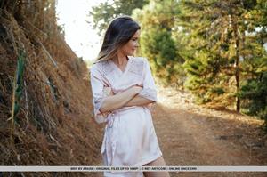 Brit Nude Pictures Sunset Walk