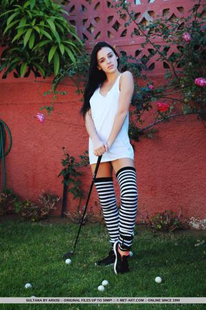 Sultana Nude Pictures Play Day