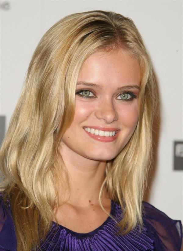 Sara Paxton