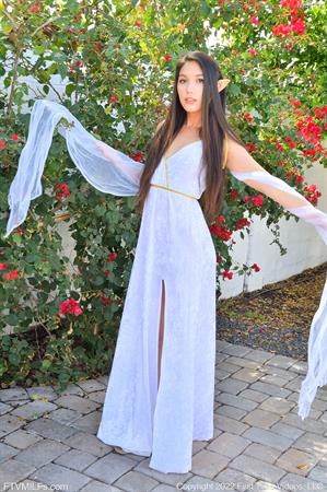 Melody-II Nude Pictures Elf Penetration Play