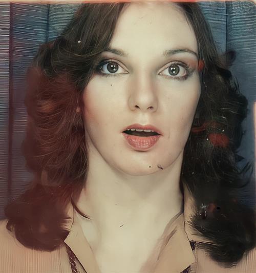 Sue Cee taking a selfie