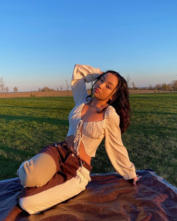 Alessya Farrugia Pictures Alessya Farrugia