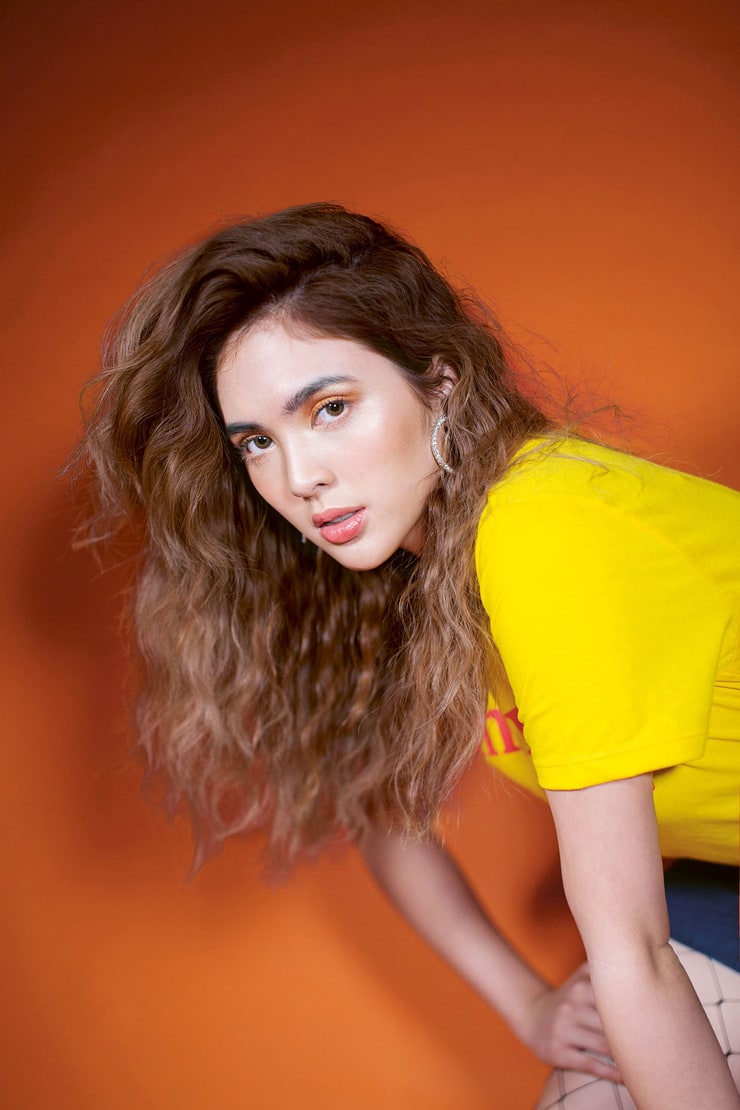 Sofia Andres Pictures