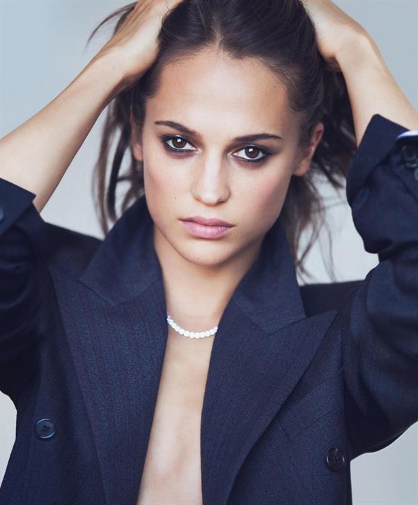 Alicia Vikander