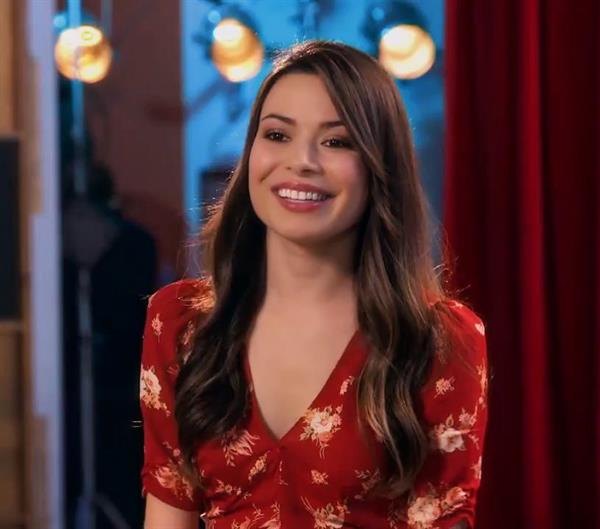 Miranda Cosgrove