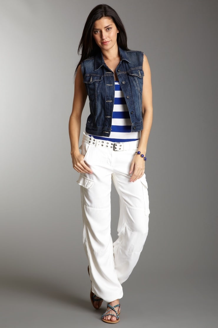 Nicole Williams English