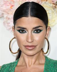 Nicole Williams English