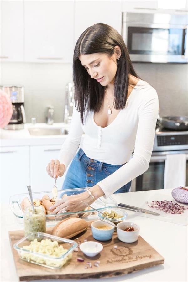 Nicole Williams English