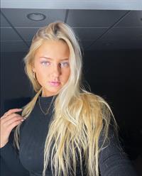 Sydney Thomas was a ring girl in the Mike Tyson vs Jake Paul fight