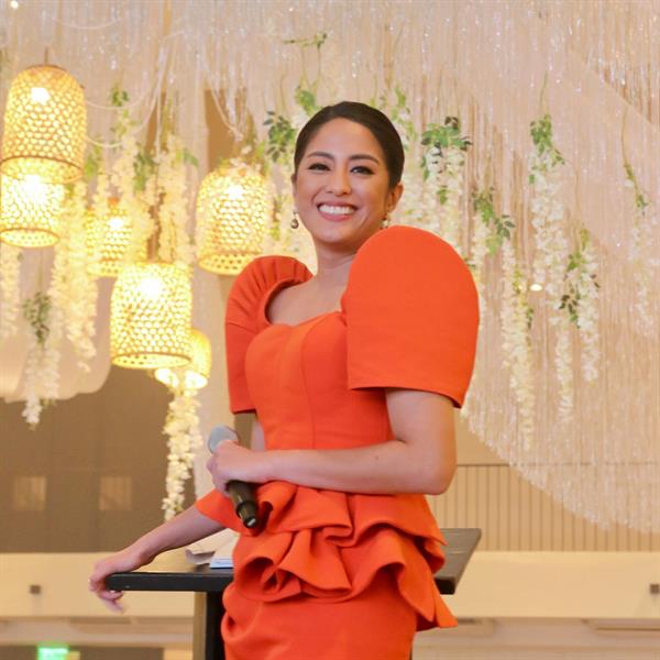 Gretchen Ho