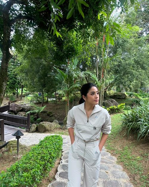 Gretchen Ho