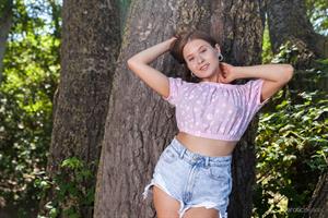 Skye Bloom Nude Pictures Blue Jean Shorts