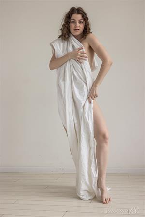 Juny Nude Pictures Living Sculpture