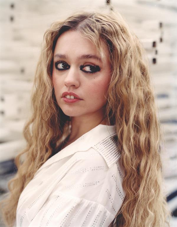 Aimee Lou Wood
